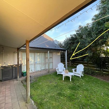 Papamoa Two Rooms & Kitchenette - Dogs Welcome Exterior photo